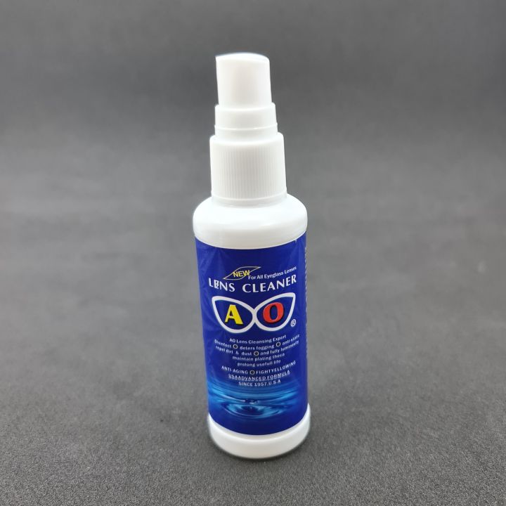 AO%20Eyewear%20Lens%20Cleaner%20Product%20from%20USA%20-%20Image%209
