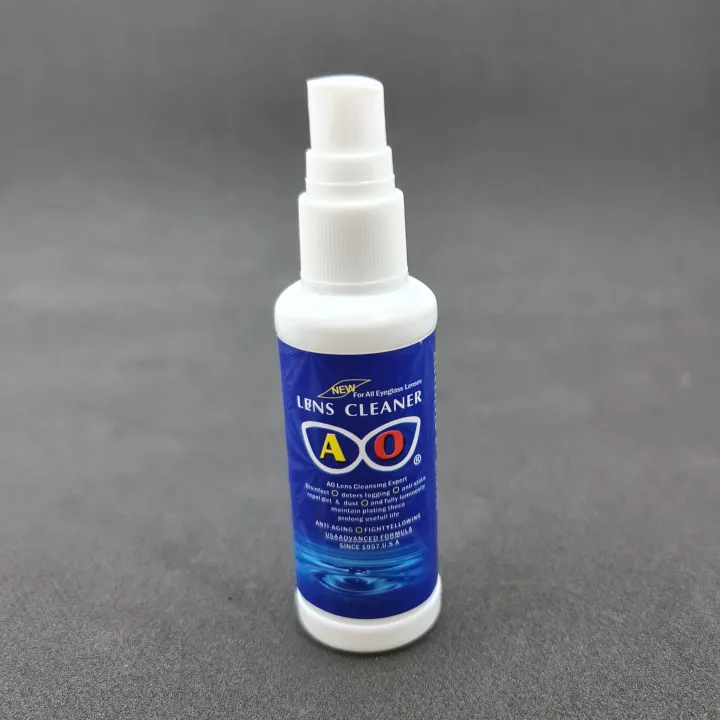 AO%20Eyewear%20Lens%20Cleaner%20Product%20from%20USA%20-%20Image%209