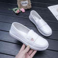 Nurse for women with soft soles, white breathable medical work that are not tiring, comfortable and non slip, flat bottomed, all season single shoes.