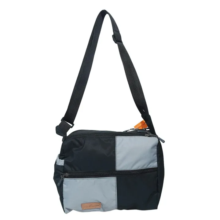 PVC%20Coated%20Polyester%20Messenger%20Bag%20-%20Image%203