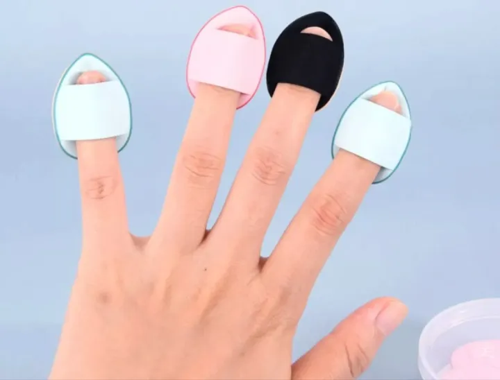 Mini%20Finger%20Makeup%20Puff%20Mini%20Air%20Cushion%20Puff%20Cosmetic%20Makeup%20Sponge%20Suitable%20For%20Foundation,%20Concealer,%20Repair%20Cream%20-%20Image%203