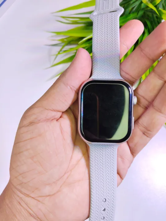 S30%20Pro%20Max%20Smart%20Watch%20with%207%20Straps.%20Series%2010%20Infinity%20Screen%20Bluetooth%20Calling%20Smartwatch%20-%20Image%203