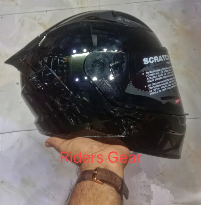 Studds%20Raider%20Fullface%20Glossy%20Black%20%20Helmet%20For%20riding%20Bike.%20-%20Image%204