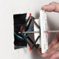 【YIYANGMAOYI111】4 Pcs Wall Mount Box Repair Tool Secret 86mm Switch Cassette Repairer Support Electrician Accessories.