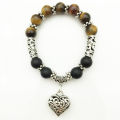 【Beiver Jewelry Store  】10MM Beads Mens 7 Chakra Bangle Healing Crystals Stone Chakra Pray Mala Heart Bracelet. 