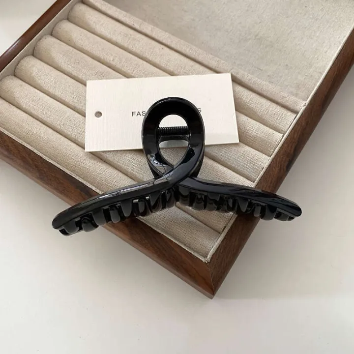 Multi%20color%20Korean%20version%20fashionable%20elegant%20socialite%20temperament%20high%20end%20clip%20large%20simple%20cool%20style%20hair%20clip%20at%20back%20of%20the%20head%20-%20Image%206