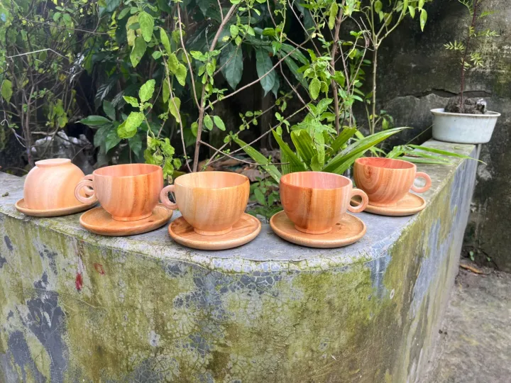 Customized%20Handmade%20Mahogany%20Wooden%20Cup%20-%20Unique%20and%20Personalized%20Gift%20for%20Your%20Loved%20Ones%20-%20Wooden%20Cup%20-%20Image%206