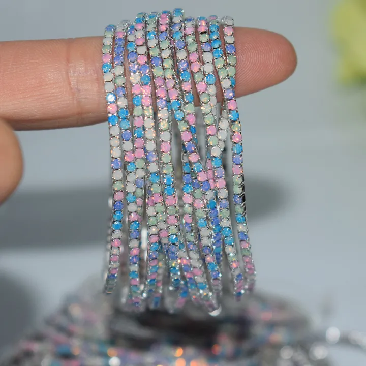 Hot%20Sale%20Dainty%202mm%20Elastic%20Rhinestone%20Bracelet%20Jewelry%20Sparkly%20Shiny%20Rhinestone%20Tennis%20Bracelets%20For%20Women%20-%20Image%207