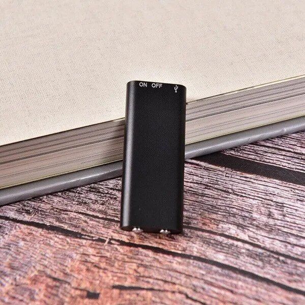 8GB%20Professional%20Voice%20Recorder%20Digital%20Audio%20Mini%20Dictaphone%20-%20Image%204