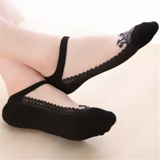 7-Pairs%20Combo%20Set%20of%20Japanese%20Lace%20Crystal%20Socks%20for%20Women,%20Breathable%20and%20Thin%20-%20Image%203