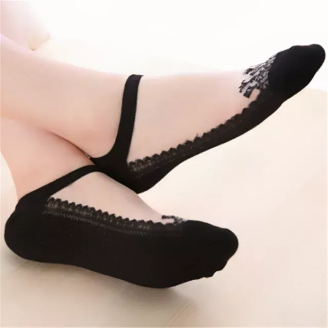 7-Pairs%20Combo%20Set%20of%20Japanese%20Lace%20Crystal%20Socks%20for%20Women,%20Breathable%20and%20Thin%20-%20Image%203