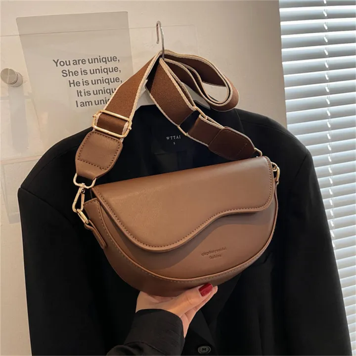 Trendy%20Women's%20Handbags%20PU%20Leather%20Crossbody%20Bags%20Stylish%20Crossbody%20Bags%20Women's%20Fashion%20Handbags%20Solid%20Color%20PU%20Leather%20Bags%20-%20Image%208