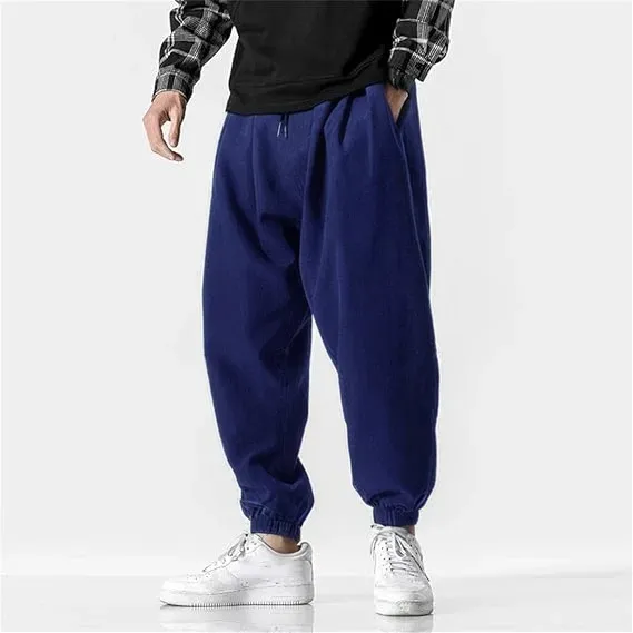 Soft%20&%20Breathable%20Men's%20Harem%20Trousers%20-%20Ideal%20for%20Hot%20Summer%20Days%20-%20Image%206