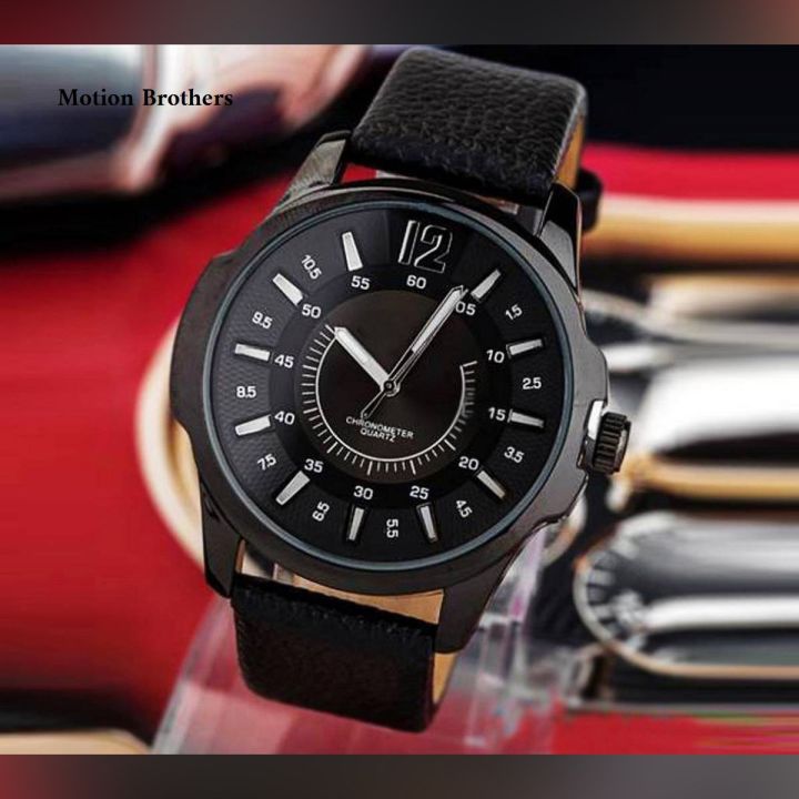 Stylist leather analog hand clock for men-black color