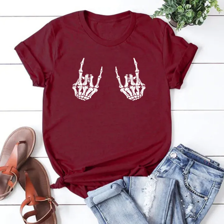 Rock%20on%20Skeleton%20Hands%20T%20Shirt%20Skeleton%20Metal%20Fingers%20Shirt%20Funny%20Halloween%20Tee%20Women%20Graphic%20Tees%20Goth%20T-shirt%20Unisex%20Tshirts%20-%20Image%205