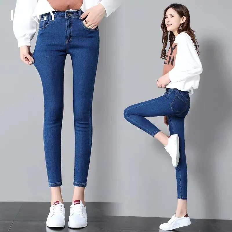 Uy qurgan pissingning yaqindan surati