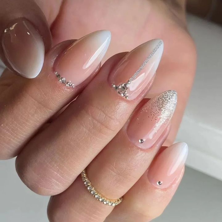 24pcs milkey gradient white glitter false nails with glue press on nails almond acrylic nail diamond ballet artificial nail