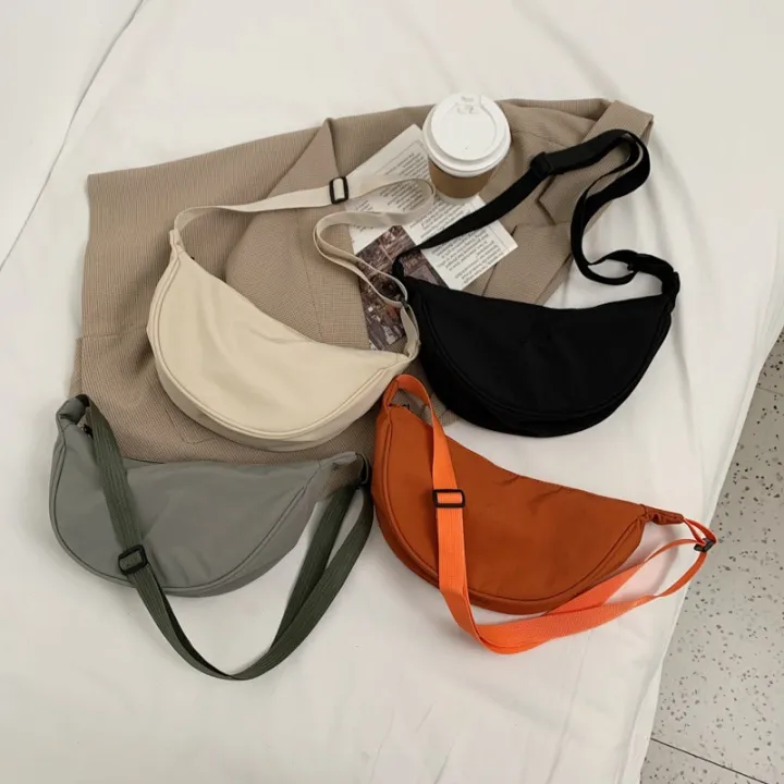 Solid%20Color%20Chest%20Bag%20For%20Women%20Large%20Capacity%20Travel%20Crossbody%20Female%20Half%20Moon%20Belt%20Bag%20Ladies%20Daily%20Street%20Fanny%20Packs%202022%20-%20Image%206