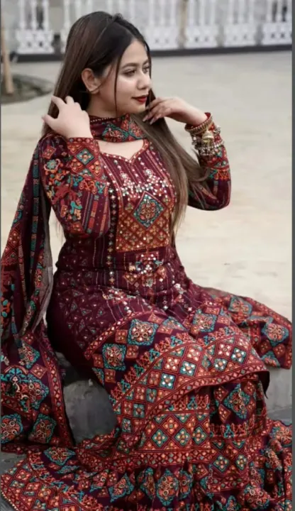 Nice%20looking%20VIP%20Linen%20Cotton%20Sarara%20Garara%20Full%20Body%20Beaded%20Readymade%20Three%20Piece%20-%20Image%203