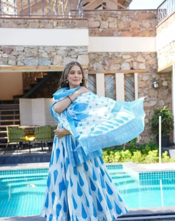 Two%20Piece%20Gown%20Collection%20-%20Image%204