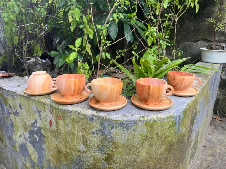 Customized%20Handmade%20Mahogany%20Wooden%20Cup%20-%20Unique%20and%20Personalized%20Gift%20for%20Your%20Loved%20Ones%20-%20Wooden%20Cup%20-%20Image%207