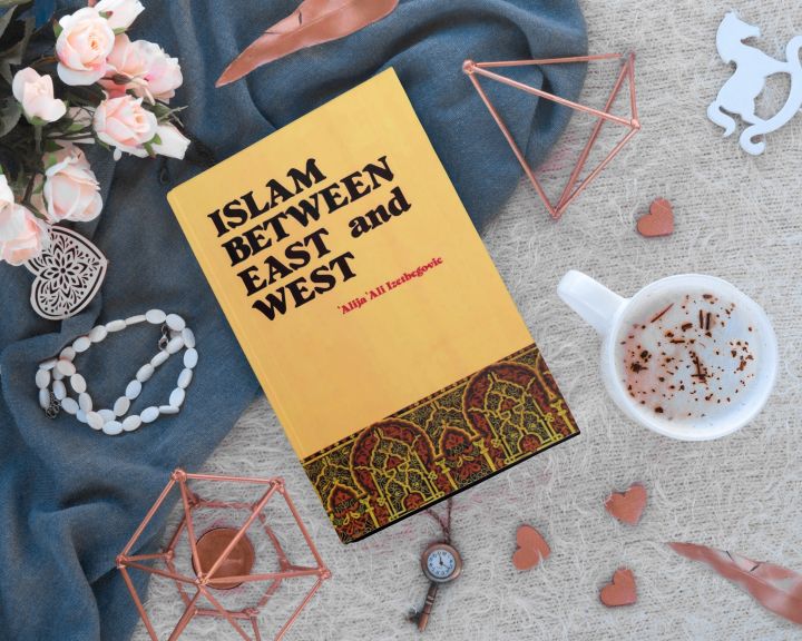Islam%20Between%20East%20and%20West%20by%20Alija%20Izetbegovic%20-%20Image%202