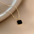 Fashion Trend Elegant Exquisite Clavicle Necklace Ladies Senior Jewelry Birthday Party Gift.