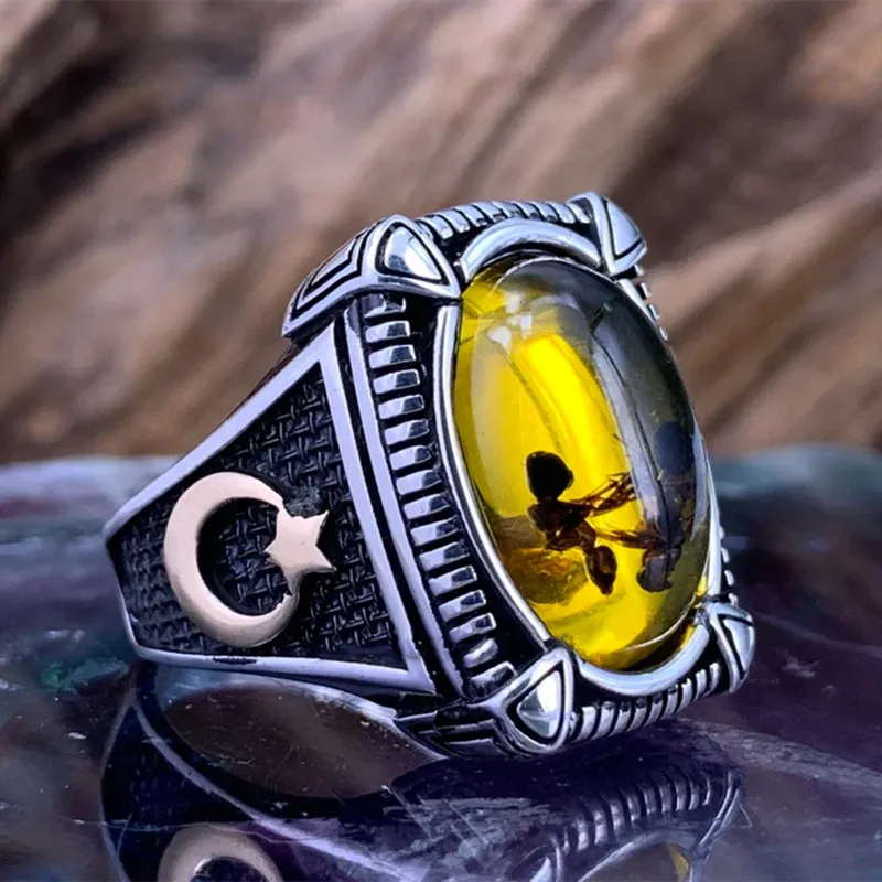 Retro Oval Yellow Agate Scorpion Ring - Gothic Punk Cocktail Statement Ring For Men
