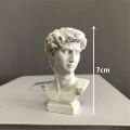 Resin David Statue Mini Head Art Decoration Norse Mythology Music Artist Figure Statue European Modern Art Sculpture Decoration MuXiaRe. 