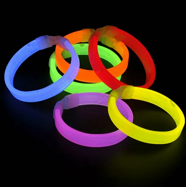 Glow%20Sticks%20Bracelets%20for%20Party%20Mixed%20Colour%20Glowsticks%20Glow%20in%20the%20dark%20-%20Image%208