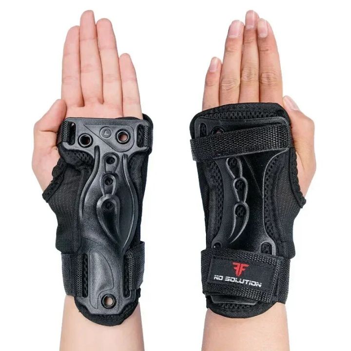 Roller%20Skating%20Wrist%20Guards%20Support%20Gym%20Skiing%20Wrist%20Guard%20Skating%20Hand%20Snowboard%20Protection%20Hand%20Protector%20For%20Outdoor%20Sport%20-%20Image%207
