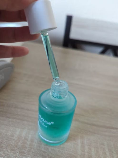 Medicube%20Azelaic%20Acid%2016%20BB%20Calming%20Serum%2030ml%20-%20Image%203