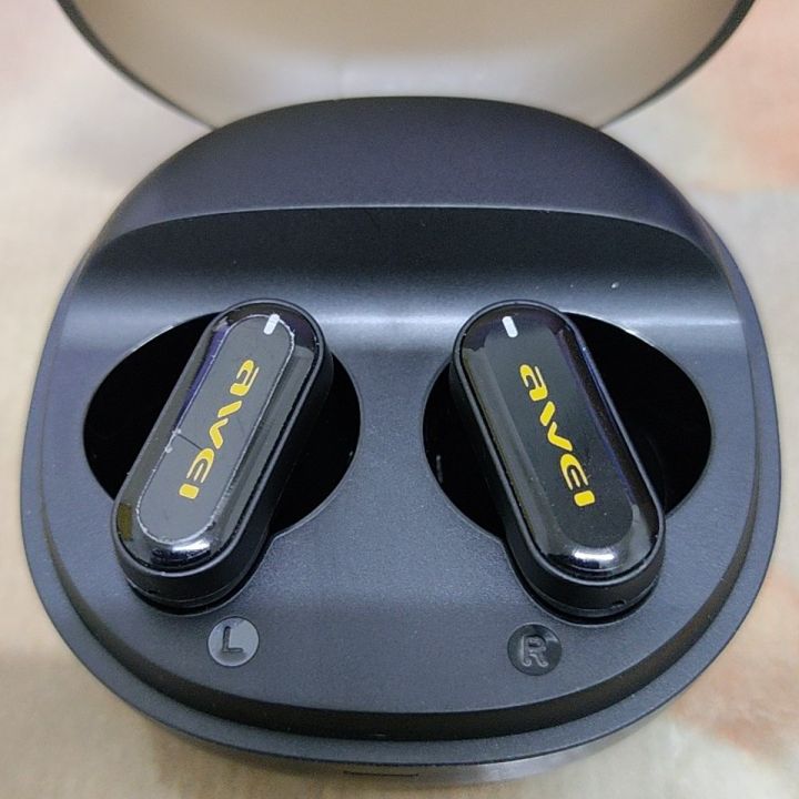 AWEI%20T76%20Bluetooth%205.4%20Mini%20Wireless%20Sport%20Earbuds%20-%20Image%205