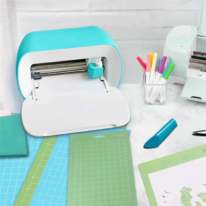 8%20Pack%20Cutting%20Mats%20for%20CricutJoy%20-%20(4.5x6.5In,%204.5x12In)%20Green%20and%20Blue%20Cutting%20Mats%20(4%20Small%20&%204%20Big%20Mats)%20Easy%20to%20Use%20-%20Image%203