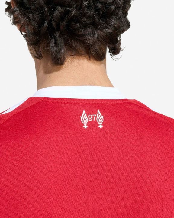 Liverpool%20Short%20sleeves%20Jersey%20Football%20Jersey%20New%20Jersey%2025/26%20-%20Image%206