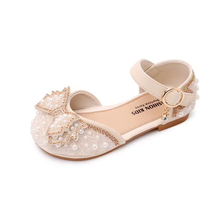 Girls%20sandals%202024%20summer%20new%20small%20and%20medium-sized%20children%20soft%20sole%20baotou%20princess%20laces%20diamond%20bow%20little%20girls%20children's%20shoes%20-%20Image%205