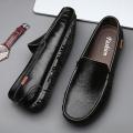 2023Summer New Men's Casual Leather Peas Shoes Breathable Non-Slip Men's One Pedal Soft Bottom Shoes. 