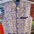 Fashionable waist coat for men. 