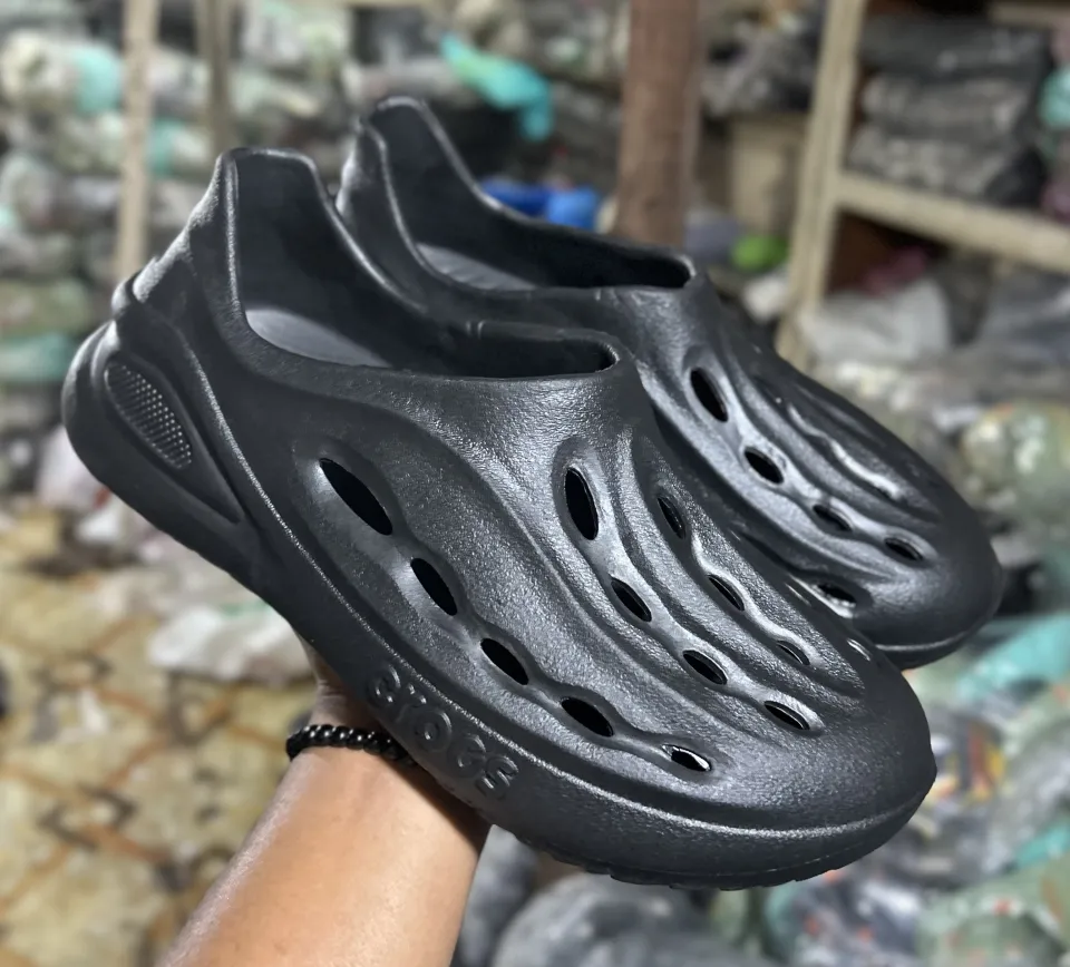 New Comfortable Summer Couple Hole Crocs SuperClogs Outdoor Beach