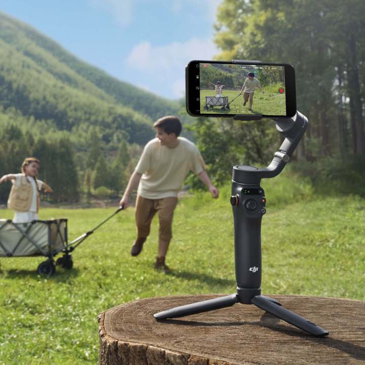 DJI%20Osmo%20Mobile%206%20Gimbal%20Stabilizer%20for%20Smartphones,%203-Axis%20Phone%20Gimbal,%20Built-In%20Extension%20Rod,%20Object%20Tracking,%20Portable%20and%20Foldable,%20Vlogging%20Stabilizer,%20YouTube%20TikTok,%20Slate%20Gray%20-%20Image%203