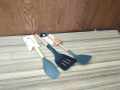 Kitchen Heat Resistant Silicone Spatula 3 pcs Set Multicolor. Wooden Silicone Spatula. CD:360.. 