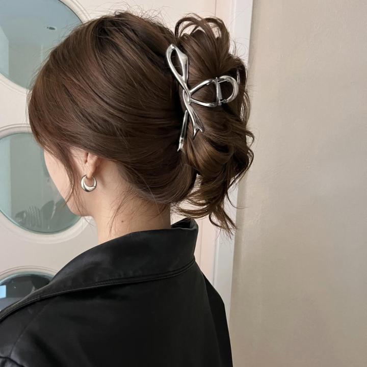 Metal%20Bow%20Hair%20Claw%20Bow%20Knot%20Personalised%20Advanced%20Bow%20Knot%20Shark%20Clip%20Vintage%20Ribbon%20Shape%20Claw%20Clip%20for%20Hair%20Styling%20Women's%20Fashion%20Hair%20Management%20Style%20Tool%20Accessorizing%20-%20Image%207