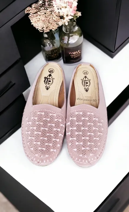 Girls%20exclusive%20nagra%20shoes.%20artificial%20leather%20with%20embroidery%20special%20nagda%20shoes%20for%20girls%20-%20Image%204