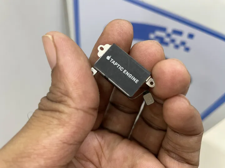 iPhone%2012%20Pro%20Max%20Original%20Taptic%20Engine%20Vibrator%20%E2%80%93%20Pulled%20from%20Original%20Device%20&%20Tested%20-%20Image%203