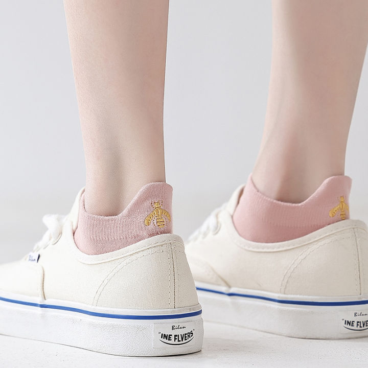 Spring-Summer%20New%20Type%20Women's%20Cartoon%20Bee%20Boat%20Socks%20Cotton%20Socks%20Women's%20Embroidery%20Cartoon%20Socks%20-%20Image%204