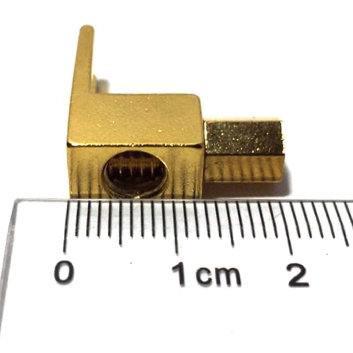 Right%20Angle%20Spade%20Fork-20%20x%20Spade%20Adapter%20Plugs-gold%20-%20Image%207