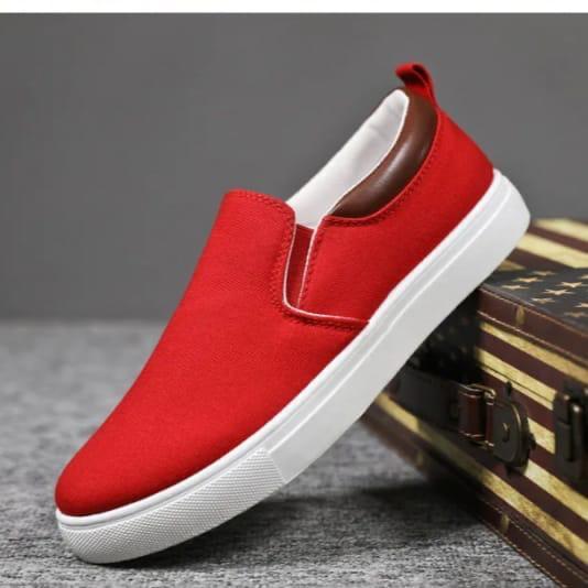 New%20Trendy%20Red%20Color%20Korean%20Canvas%20Sneakers%20Shoes%20for%20Men%20Slip%20On%20Casual%20Shoes%20-%20Image%204
