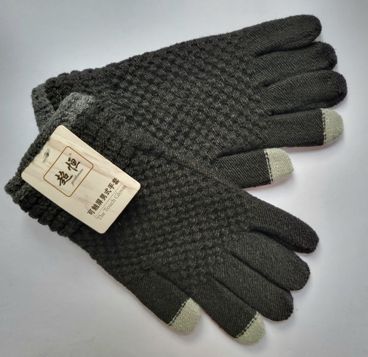 Woolen%20Hand%20Gloves%20For%20Man's%20&%20Women's%20In%20Winter%20Season%20Use%20For%20Europe%C2%A0Country%20This%20Gloves%204%20Finger%20Phone%20Touch.%20-%20Image%202