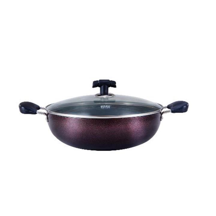 SMS жоқ порно клип Ол оны қысып, догги стилін әдемі түрде трахталды