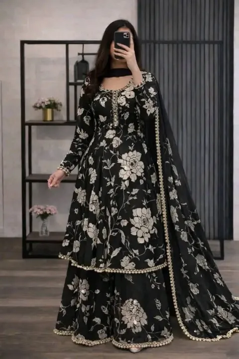 Readymade%20Viral%20Collection%20Shart%20Three%20Piece%20Skin%20Print%20-%20Image%202